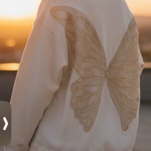 Tricia Fix Cream Butterfly Sweatshirt nwot